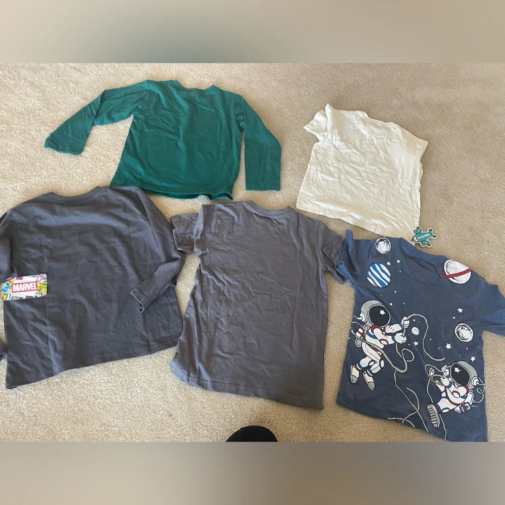 NWT Bundle of 5 kid size 6-7 tops. Marvel, old navy‎ etc